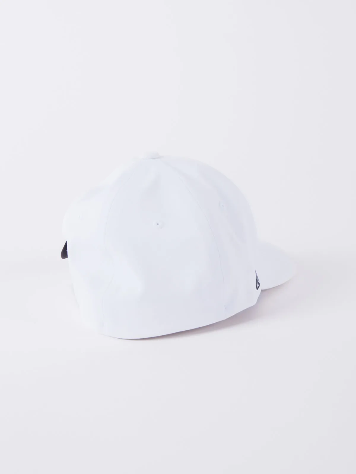 180 Flexfit Delta Cap