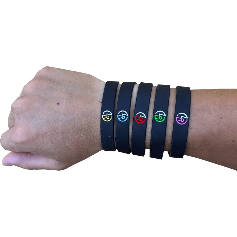 1ª OFERTA: PACK 5 PULSERAS NEGRAS LÍNEA RECTA (9'99€)
