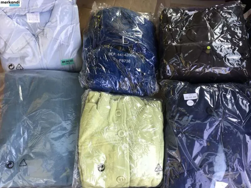 7.900 x CHAQUETAS DE MUJER ARTÍCULO ESPECIAL TERCEROS PAÍSES