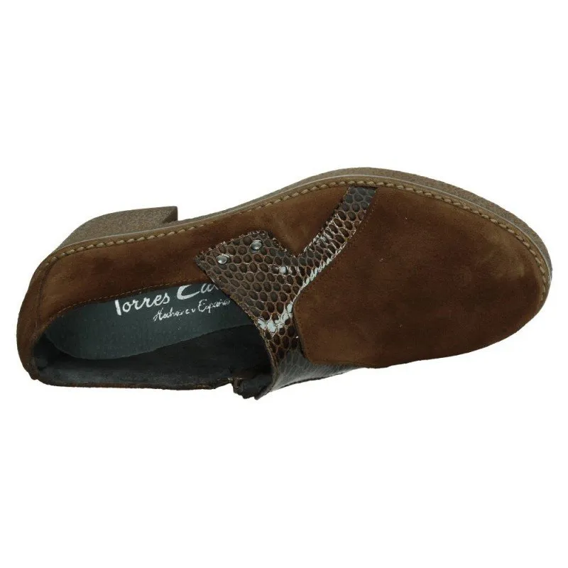 9004 ZAPATO TACÓN BAJO color CUERO