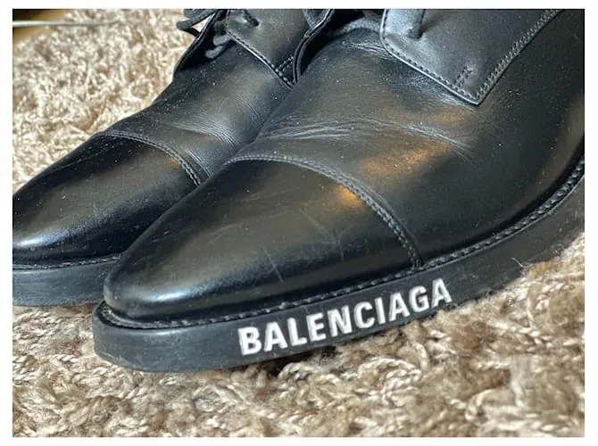 BALENCIAGA Negro 