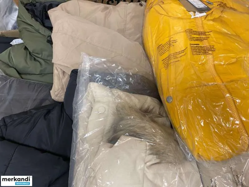 BESTSELLER BRANDS Ropa de mujer Chaquetas de invierno Surtido mixto