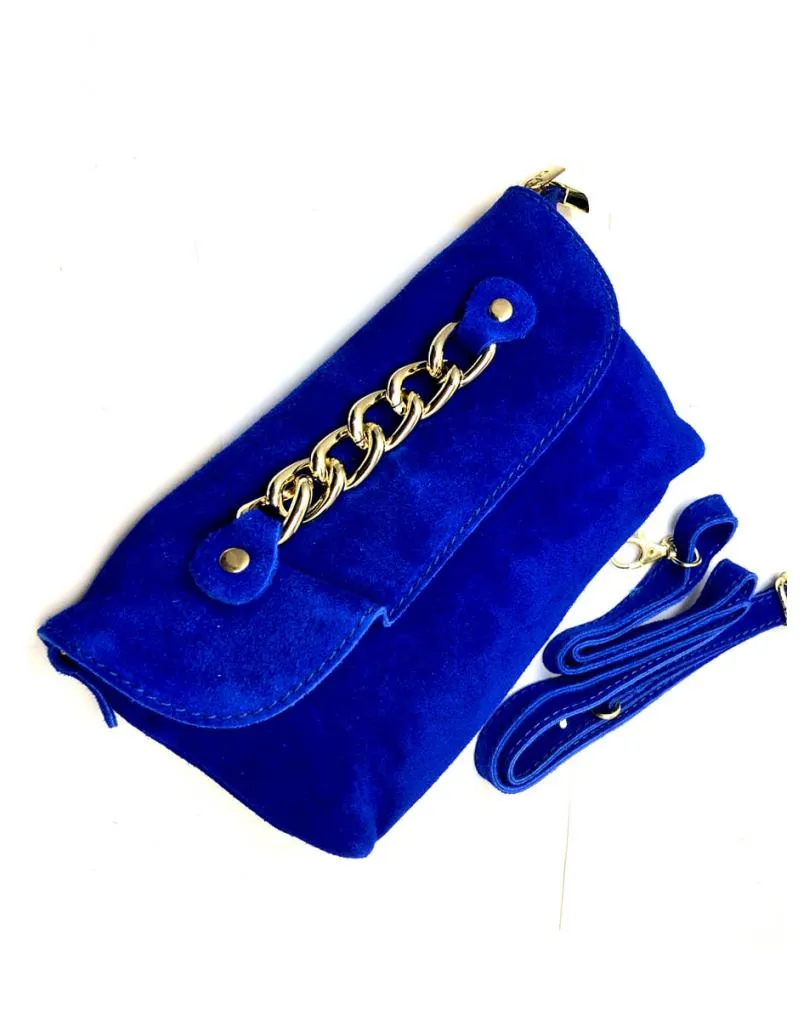 BOLSOS AZULONES DE PIEL CON DETALLE DE CADENA DE ESLABON GRANDE
