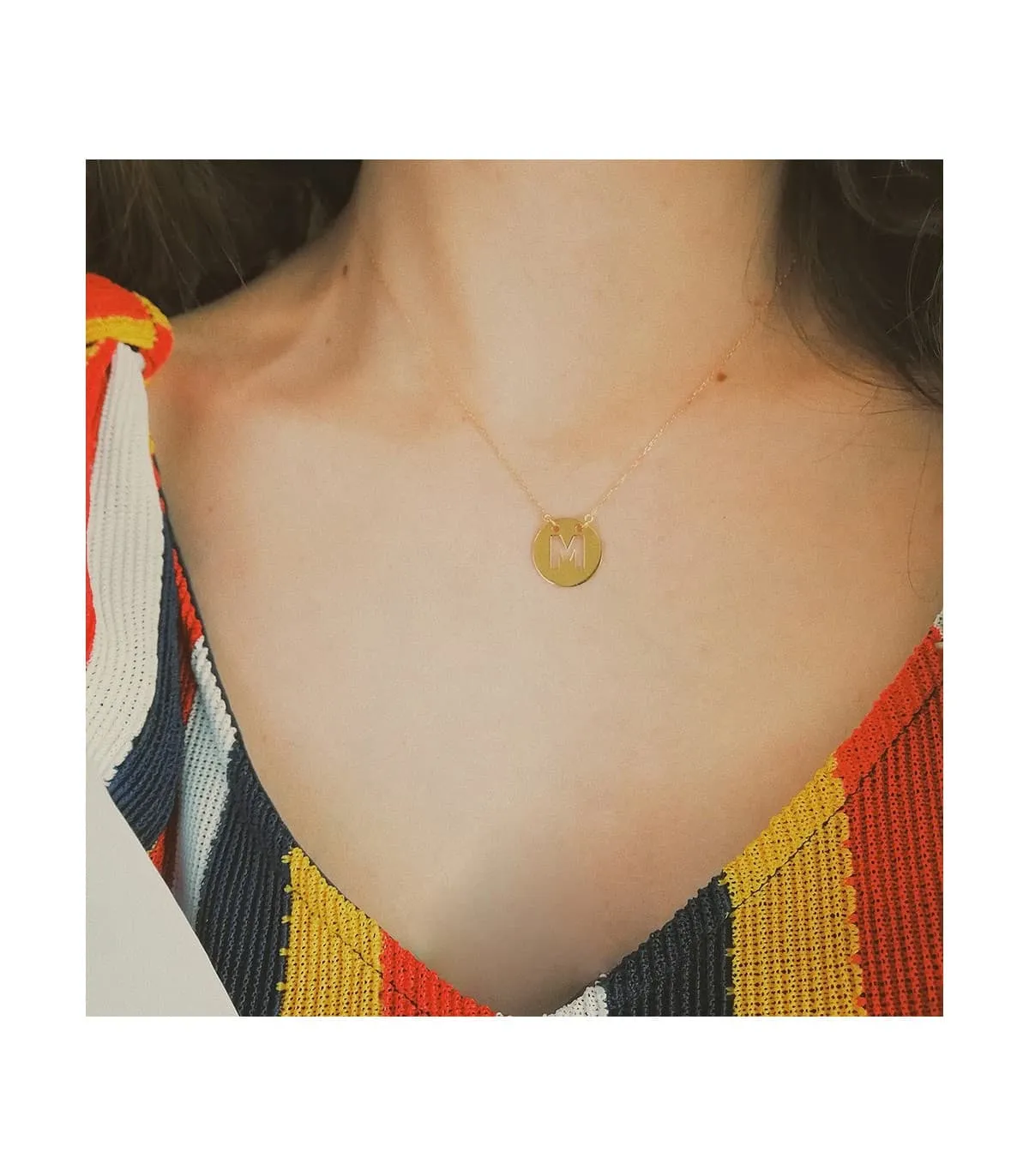 Collar letra M inicial oro amarillo 18k 42cm