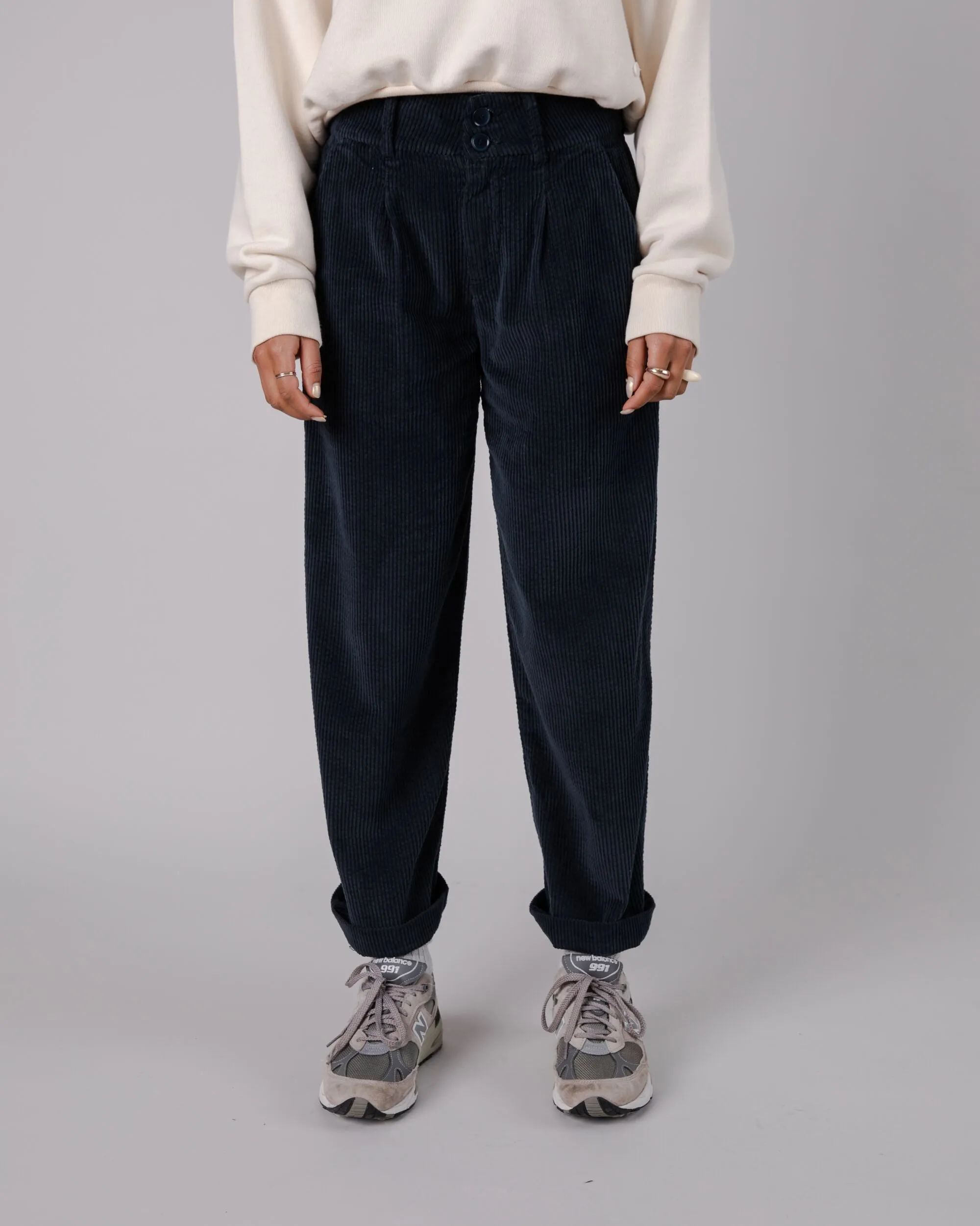 Corduroy Pleated Pant Navy
