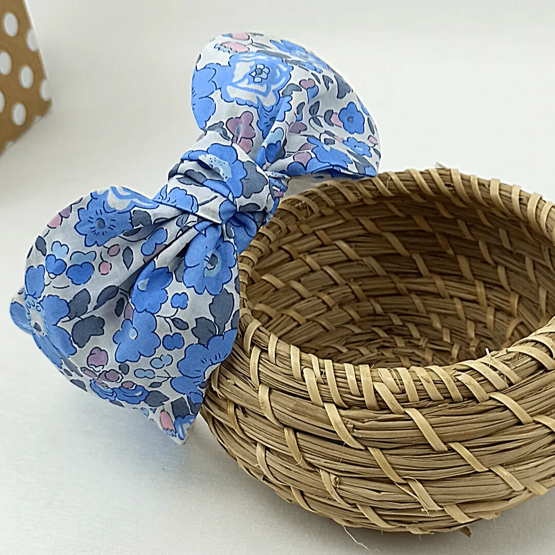 Diadema Liberty  “Betsy Blue”