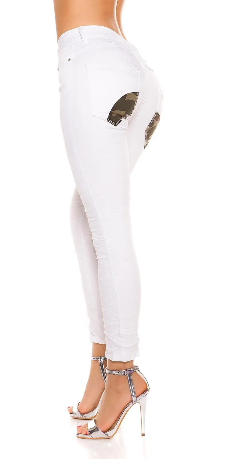 Jeans blanco marcatipazo abotonado