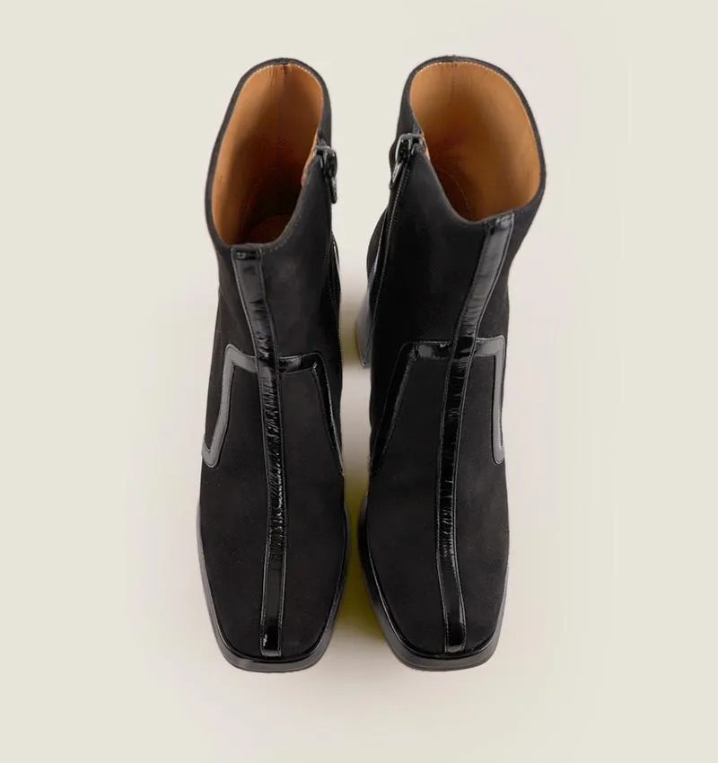 KAJAK BLACK