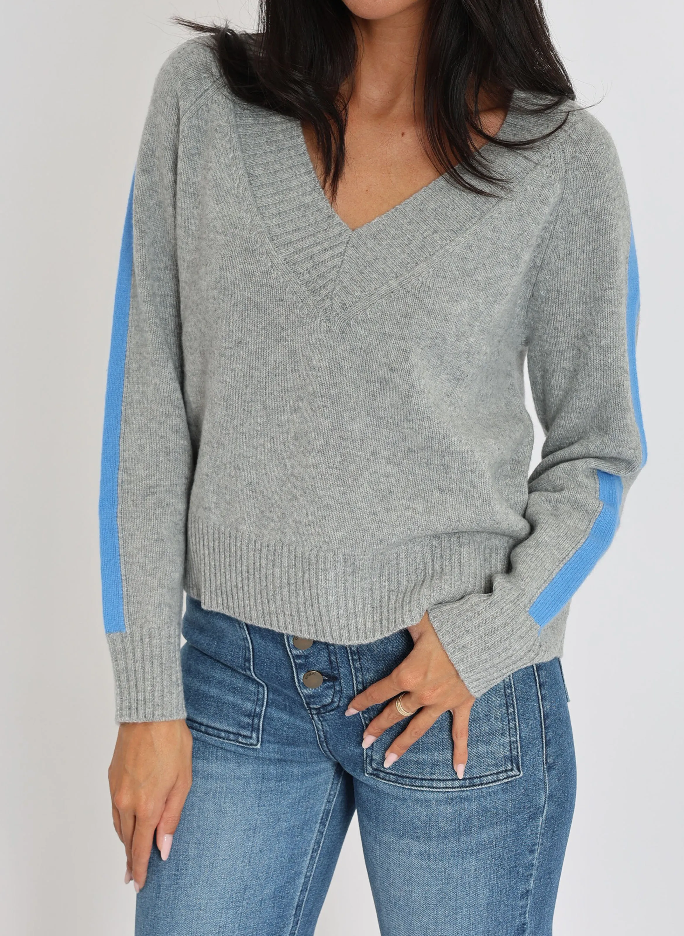 KOOKAI ASTRID  JERSEY RECTO DE LANA Y CACHEMIRA EN GRIS