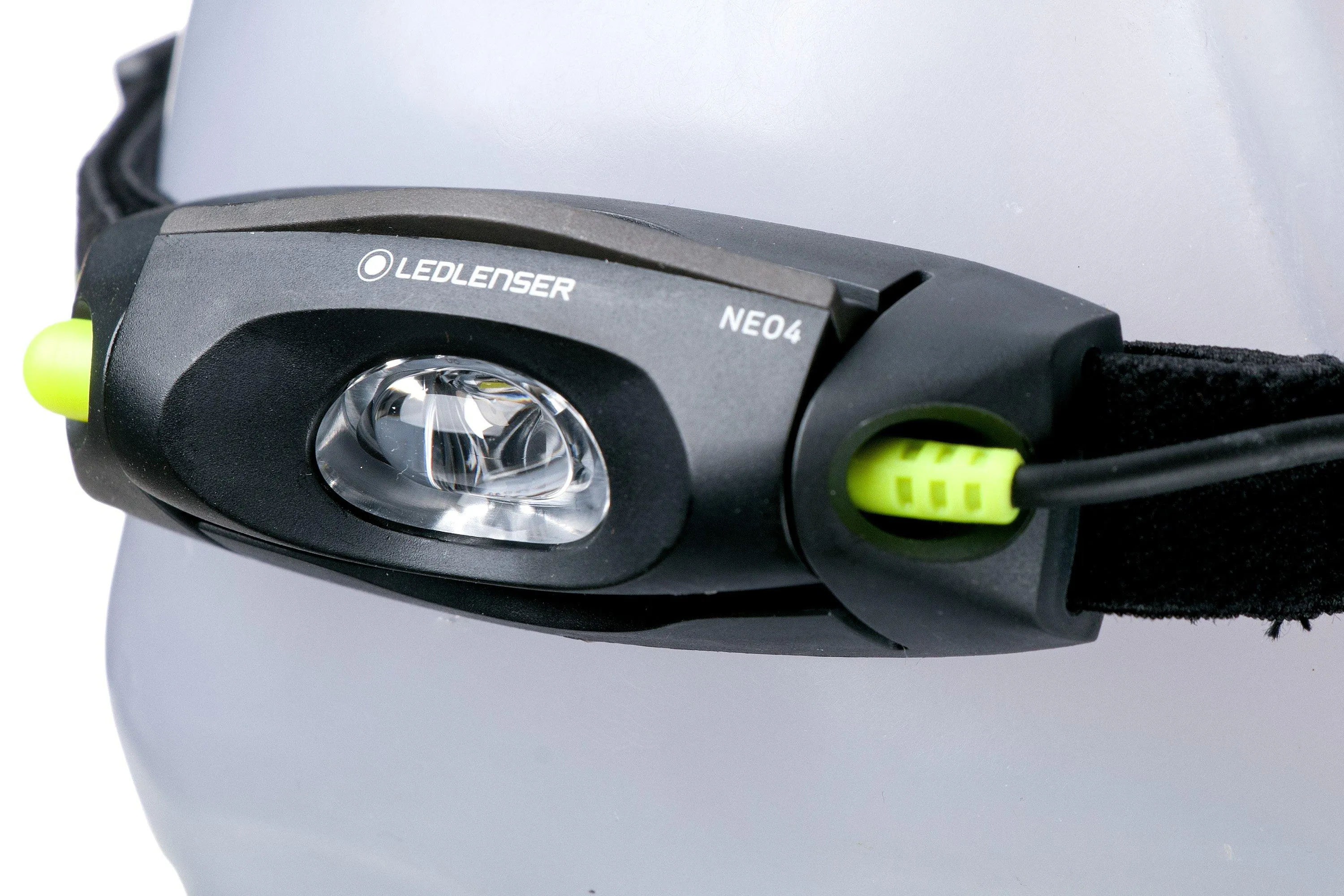Ledlenser linterna frontal Neo 4 negro, 240 lúmenes
