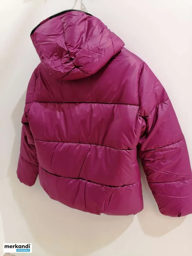 Mezcla de chaquetas de mujer al por mayor.