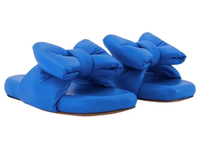 OFF WHITE CHANCLAS ACOLCHADAS CON LAZO  BLANCO ROTO  AZUL  PIEL 