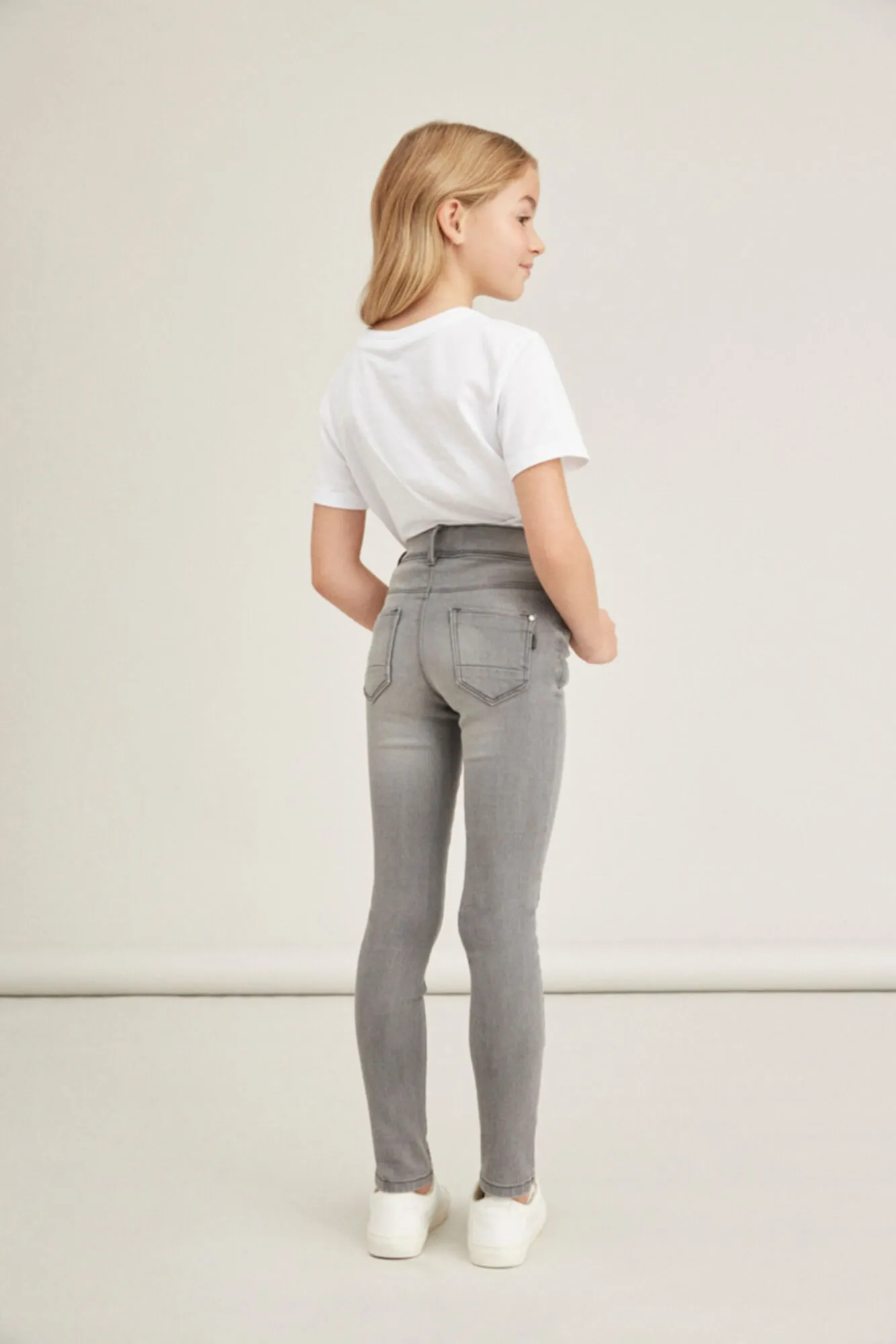 Pantalón vaquero de niña