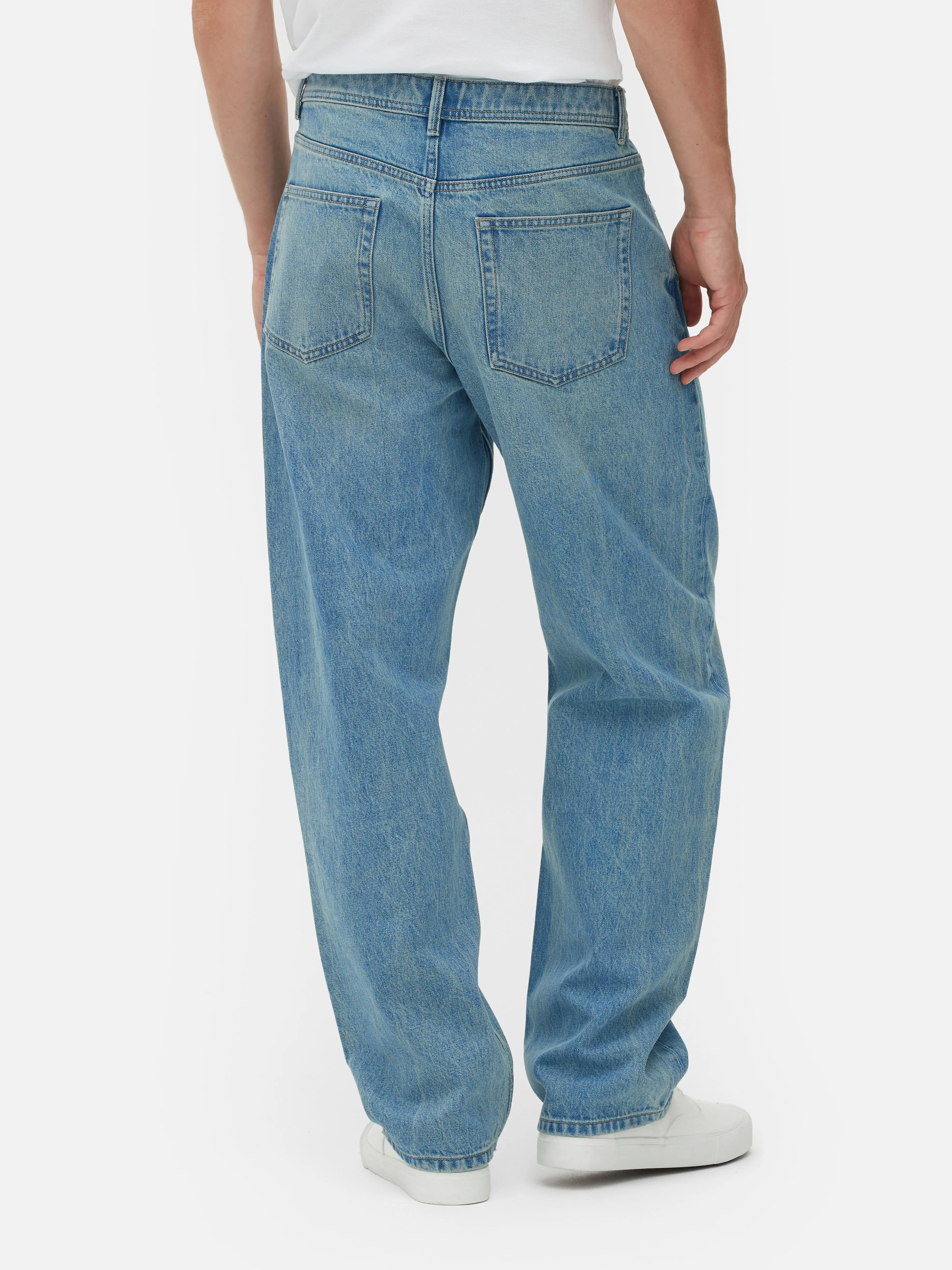 Pantalones vaqueros de corte holgado