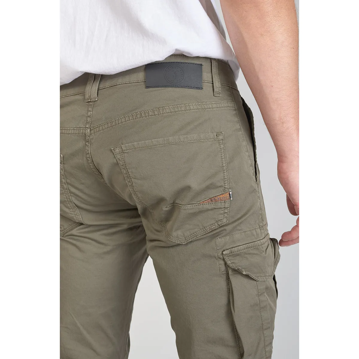 Pantalón cargo LAKME
