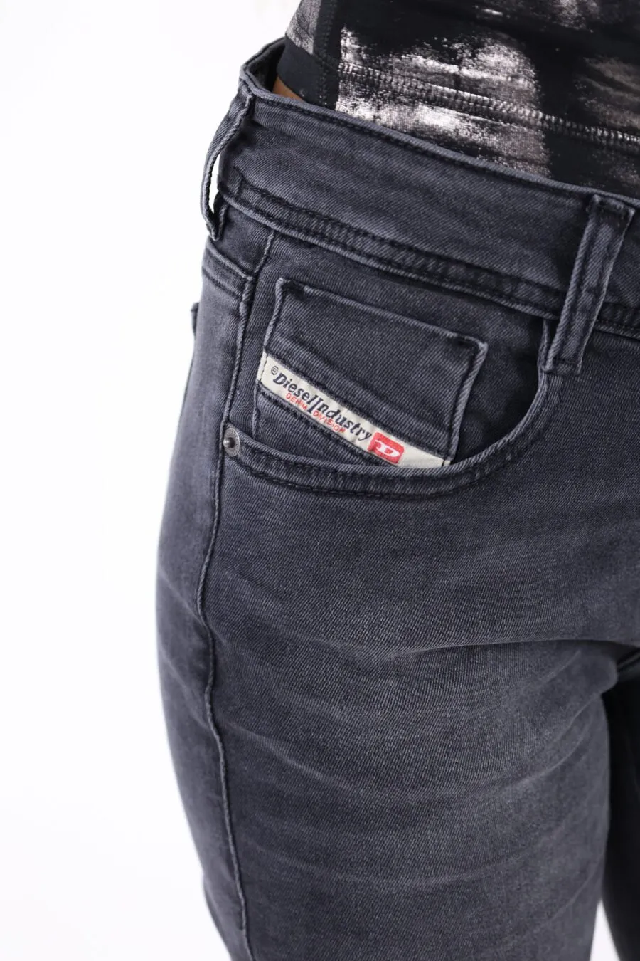 PANTALóN VAQUERO NEGRO 