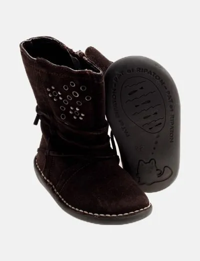 Pat et ripaton Bota marrón tachas