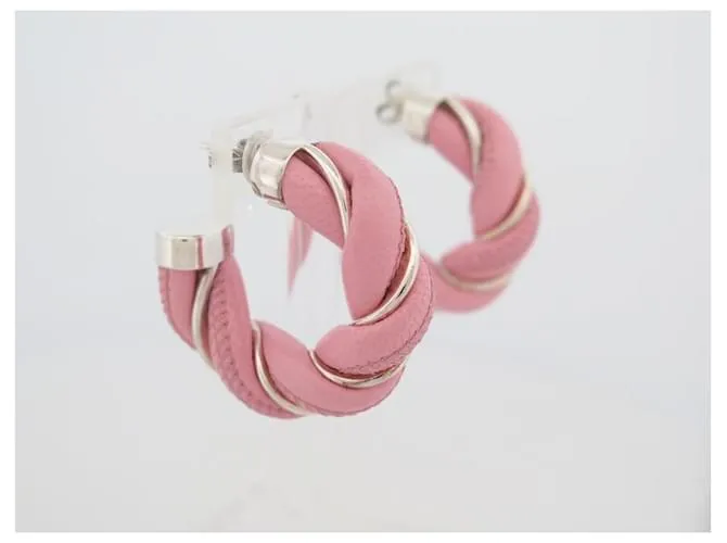 PENDIENTES BOTTEGA VENETA CRIOLES TWIST PENDIENTES DE CUERO ROSA Y PLATA 