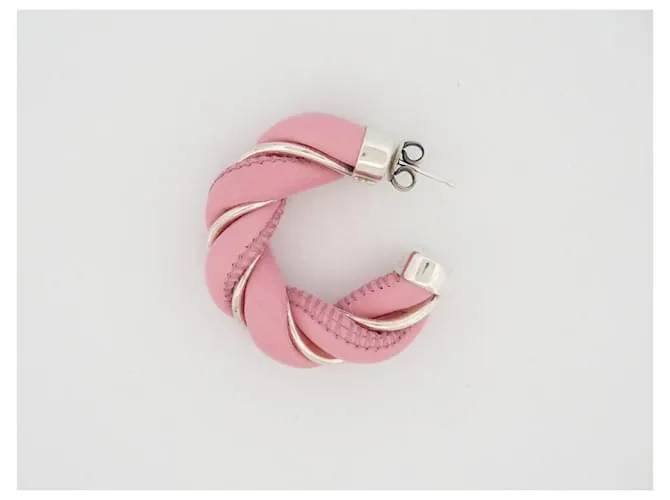 PENDIENTES BOTTEGA VENETA CRIOLES TWIST PENDIENTES DE CUERO ROSA Y PLATA 