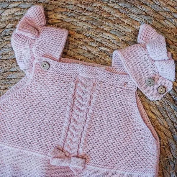 Peto tricot bebé niña PECESA 