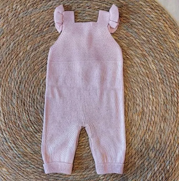 Peto tricot bebé niña PECESA 