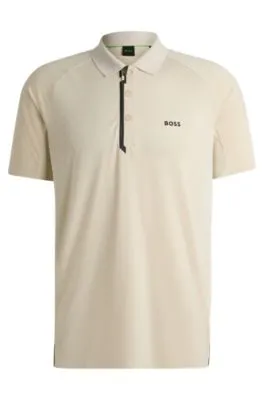 Polo de mezcla de materiales con logo reflectante decorativo
