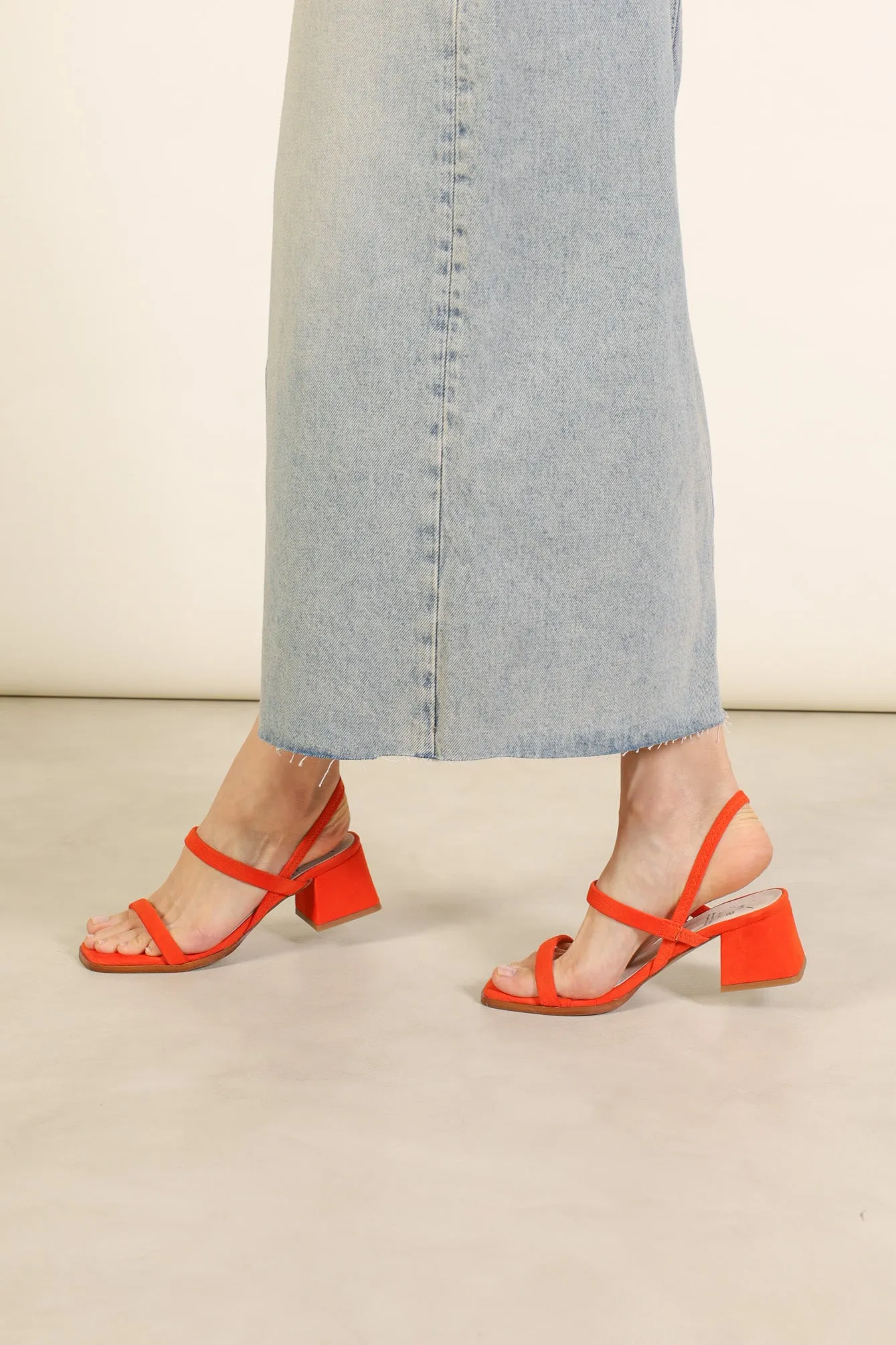 Poppy Neon
