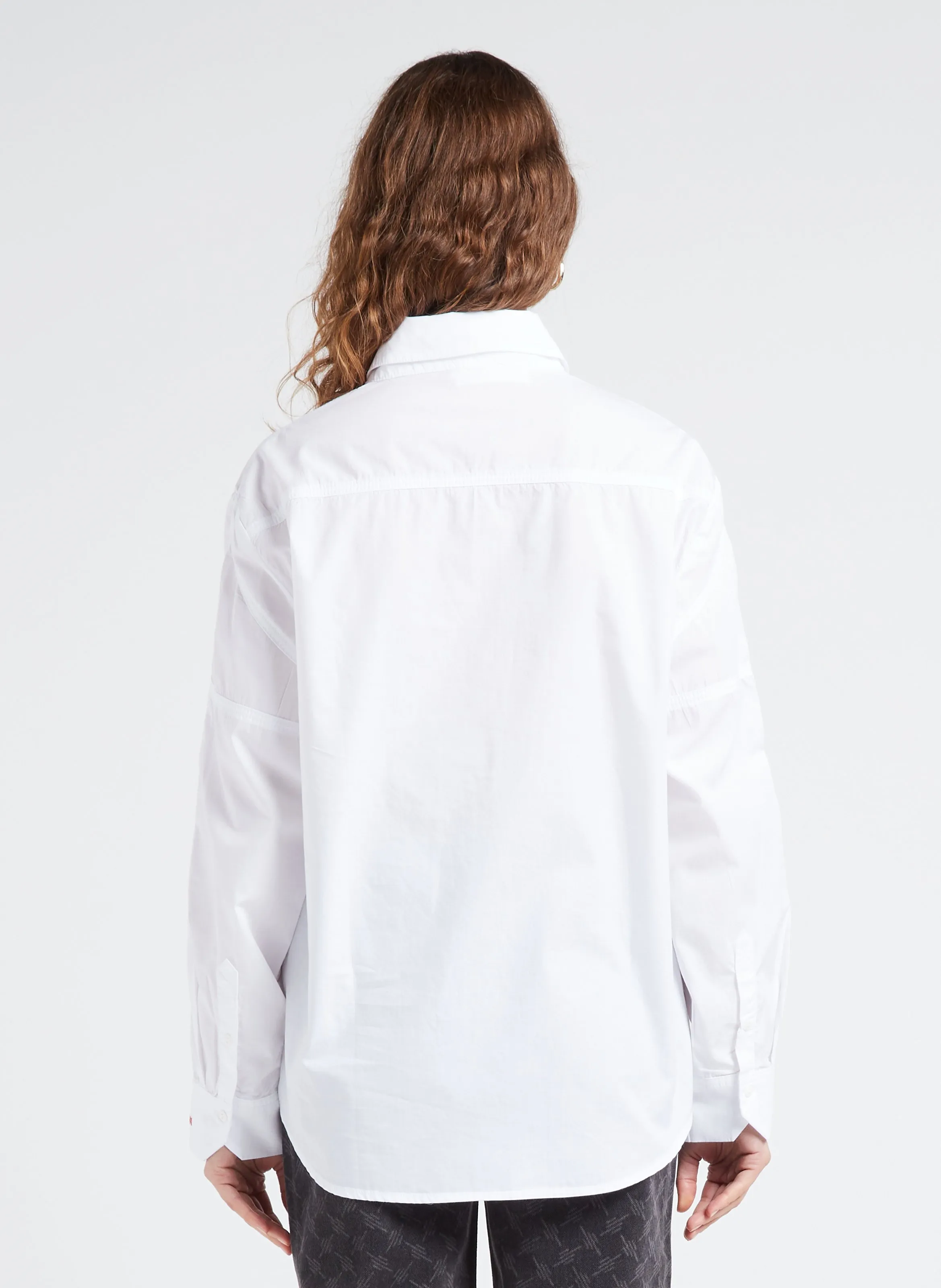 REIKO CALEB  CAMISA DE POPELINA DE ALGODóN ORGáNICO CON CUELLO CLáSICO EN BLANCO