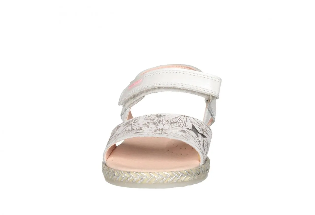 Sandalia Blanca Velcro Flores Plata Grabadas