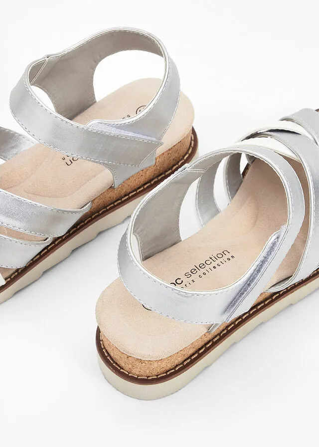 SANDALIAS PLANAS PLATABLANCO