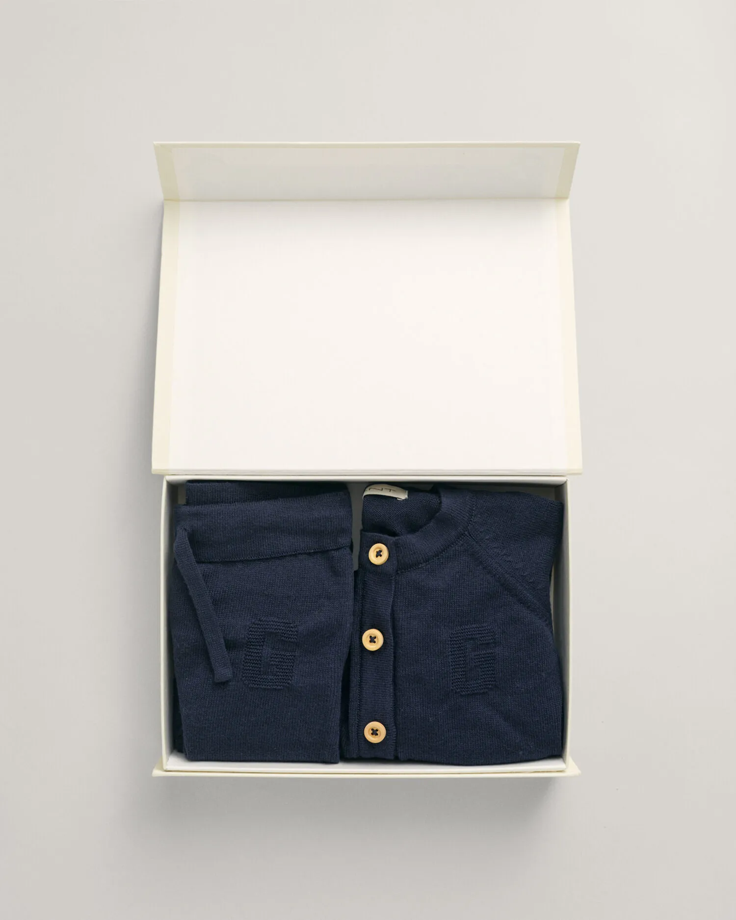 Set de regalo de cárdigan y pantalones Baby