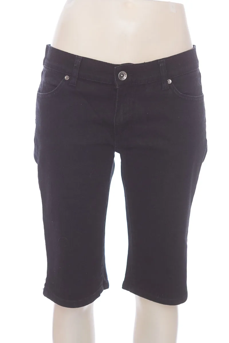 SHORT COLOR NEGRO  ZARA