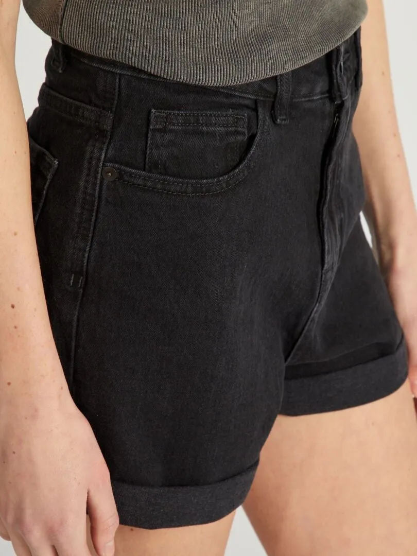 SHORT VAQUERO  GRIS