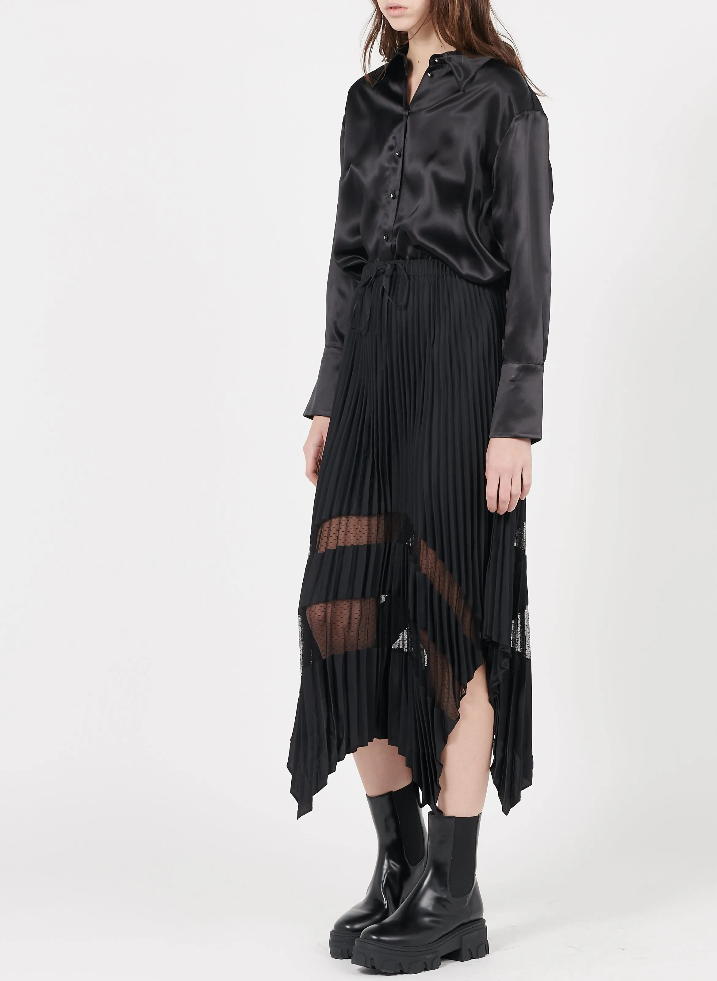 THE KOOPLES Falda midi plisada en negro
