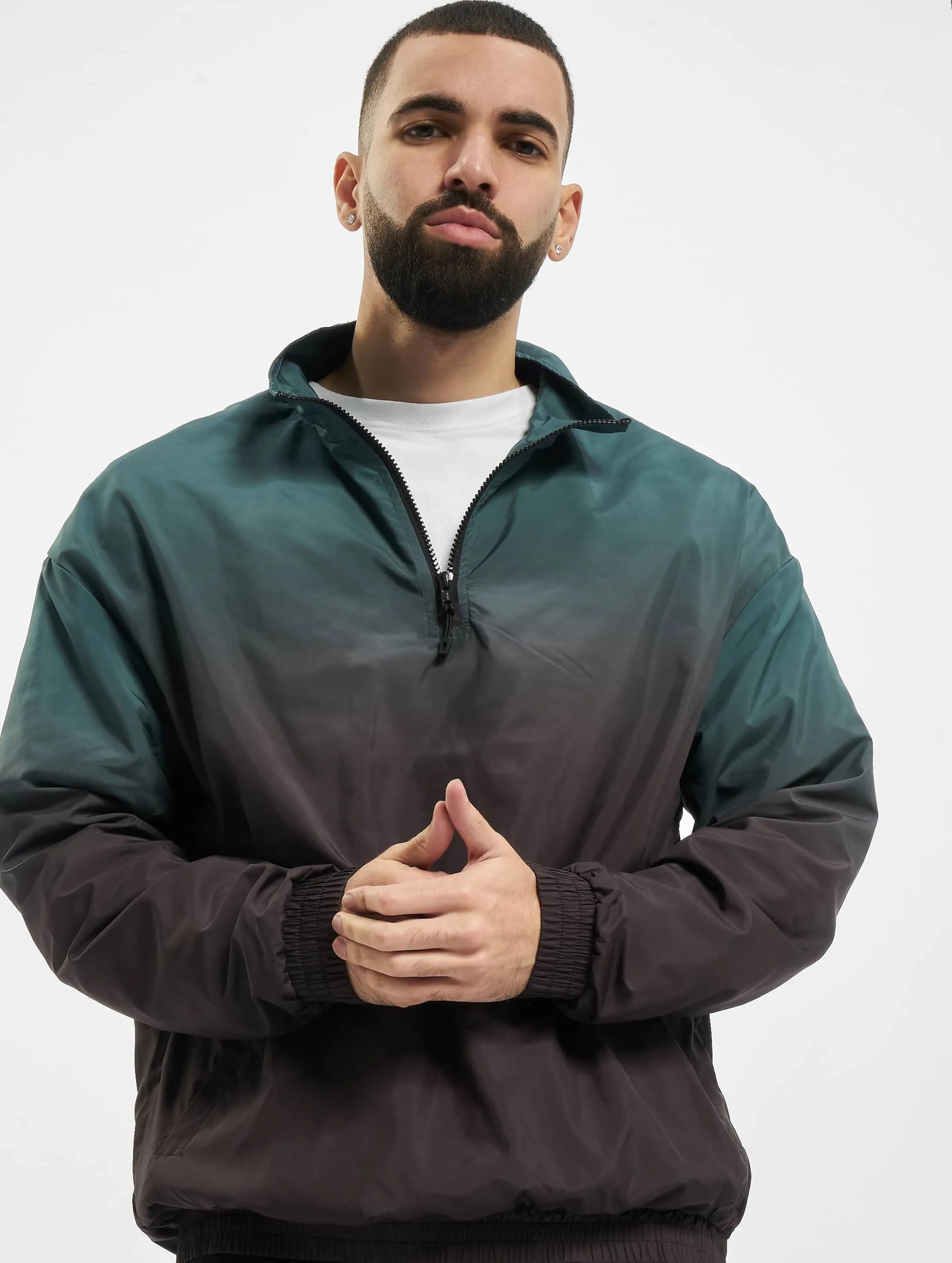 Urban Classics Gradient Pull Over