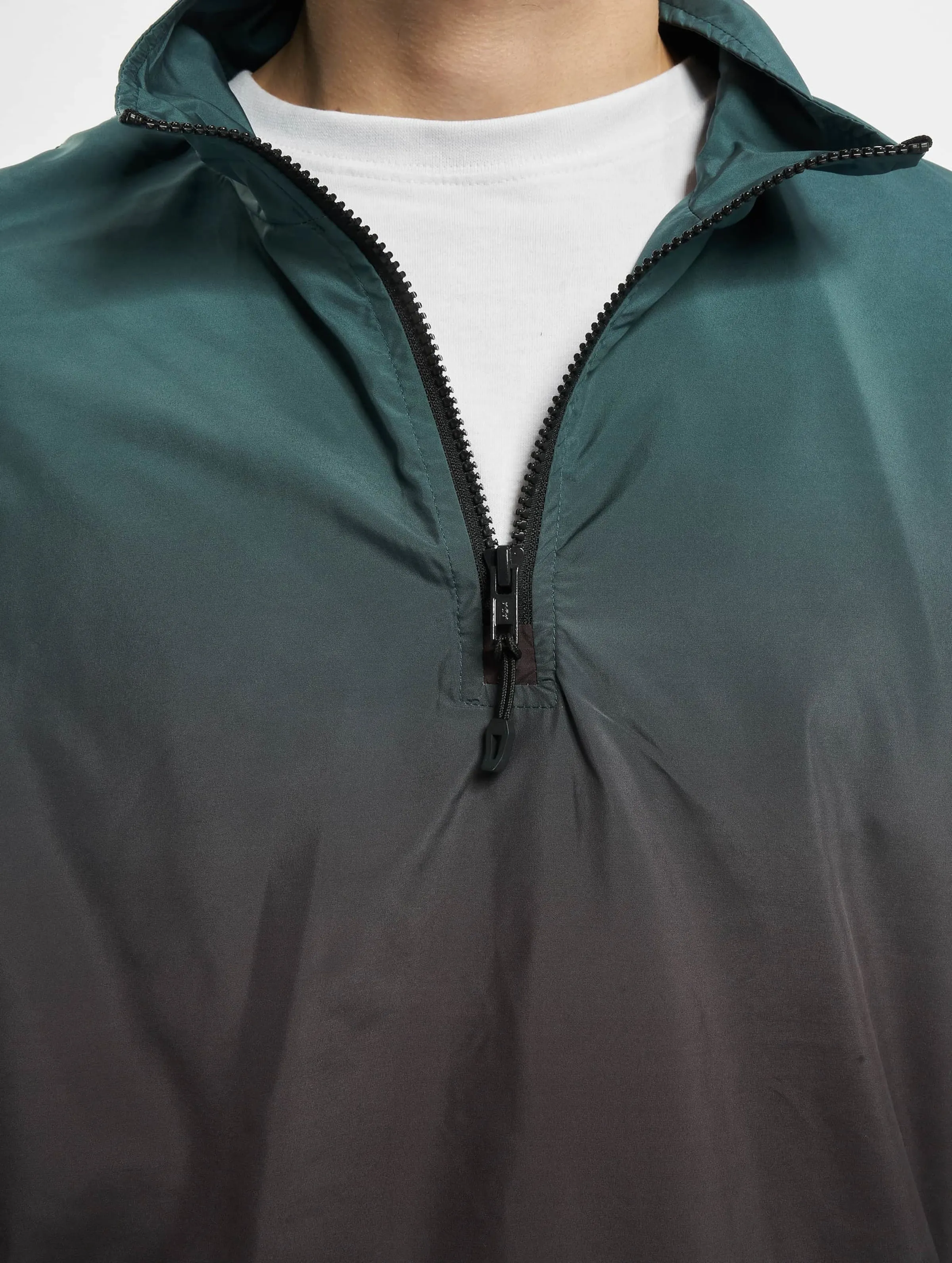 Urban Classics Gradient Pull Over