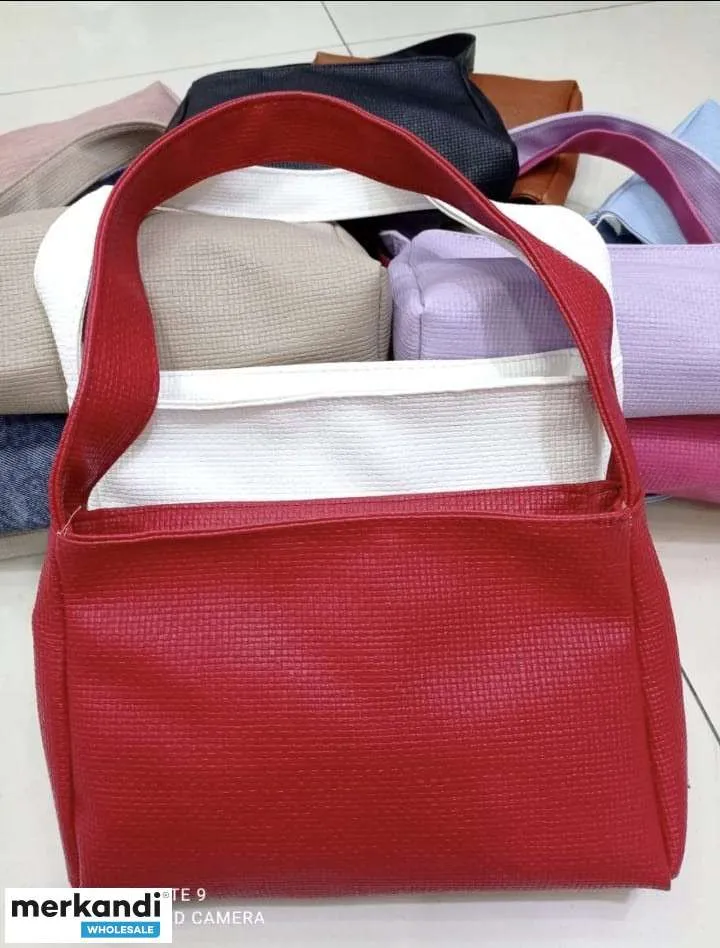 Venta al por mayor de bolsos de mujer de Turquía a excelentes precios.