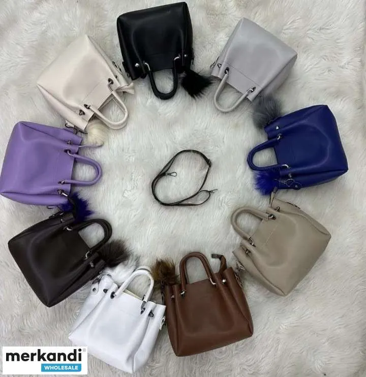 Venta al por mayor de bolsos de mujer de Turquía a excelentes precios.