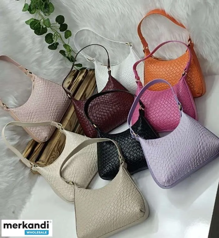 Venta al por mayor de bolsos de mujer de Turquía a excelentes precios.