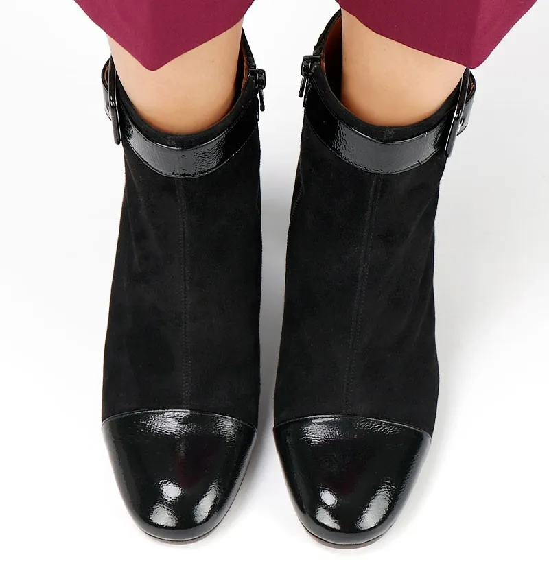 WACOS BLACK
