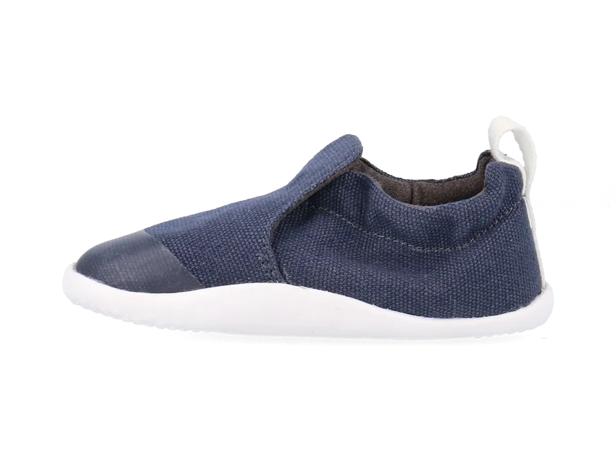 Zapatito de Lona Primeros Pasos Scamp Navy – Bobux