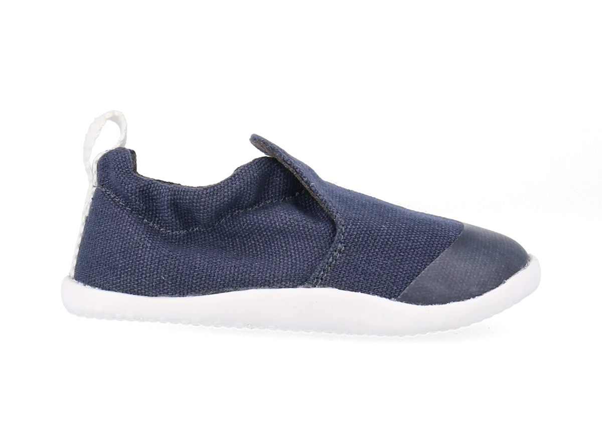 Zapatito de Lona Primeros Pasos Scamp Navy – Bobux